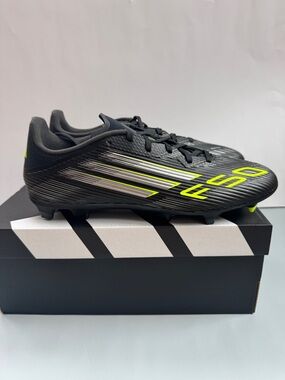 ADIDAS F50 League FG/MG Soccer Cleats
J10007 New in Box